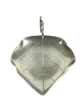 Buenilum Hammered Aluminum Grape Leaf Tray With Twisted Vine Handle Vintage